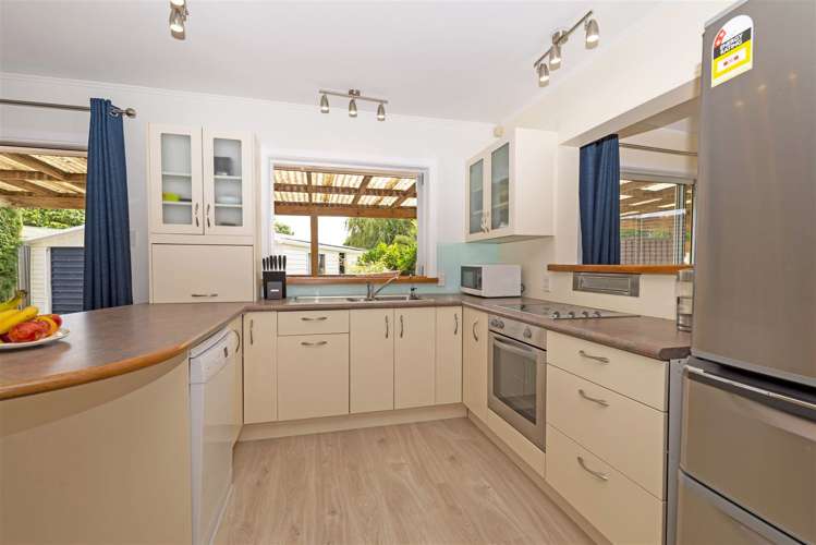 18 Cornwall Street Te Atatu South_11