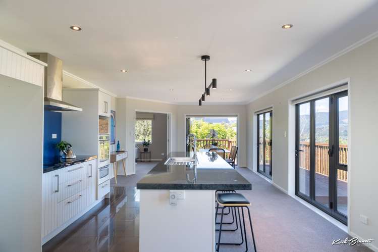 43 Percy Kinsman Crescent Riverstone Terraces_7