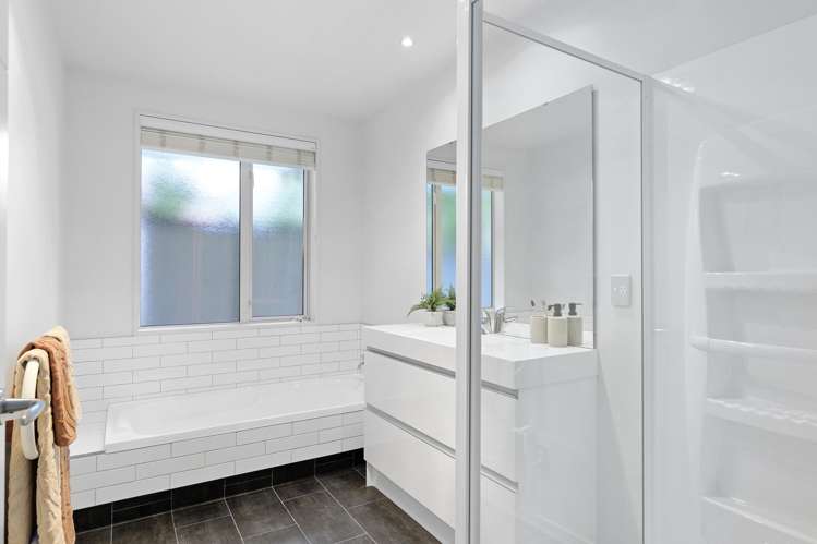 2 Harvard Avenue Wigram_23