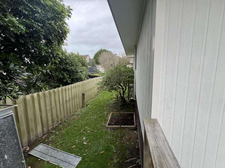 25B Devonshire Road Unsworth Heights_10