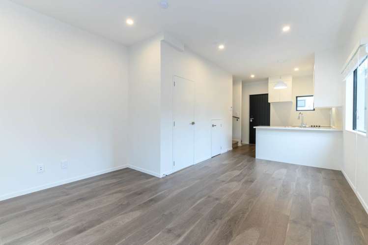 39 Morihana Close Glen Eden_6