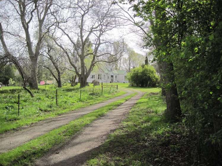 77 Main North Road Geraldine_13