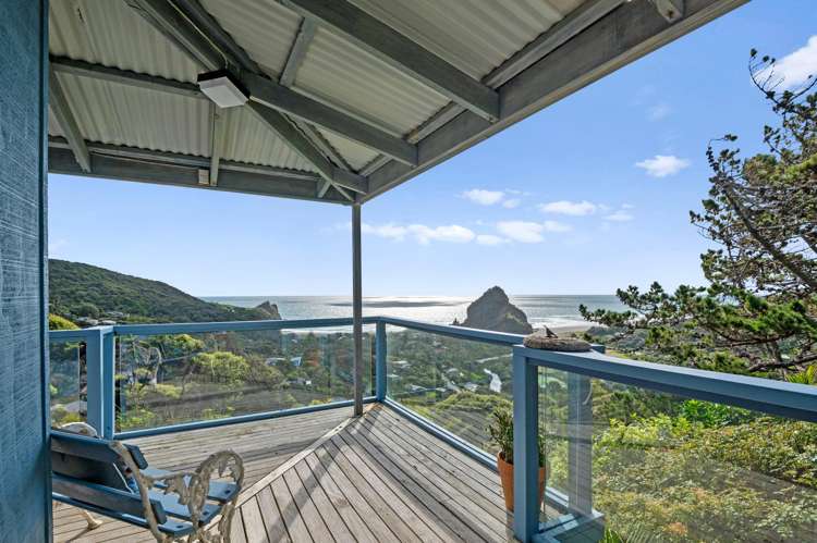 100 Seaview Road Piha_6