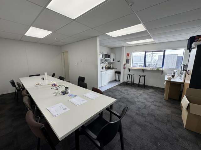 Tenancy 2, 39-43 Northway Street Te Rapa_3