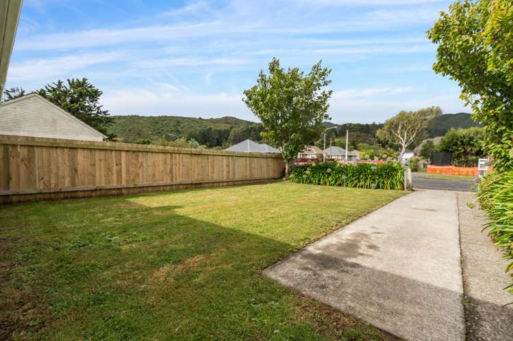 57 Hewer Crescent Naenae_21