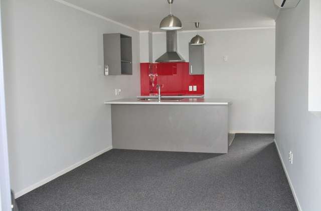 1/16A Woodall Place Totara Vale_3