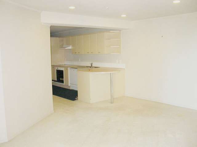 7b/6 Whitaker Place Grafton_4