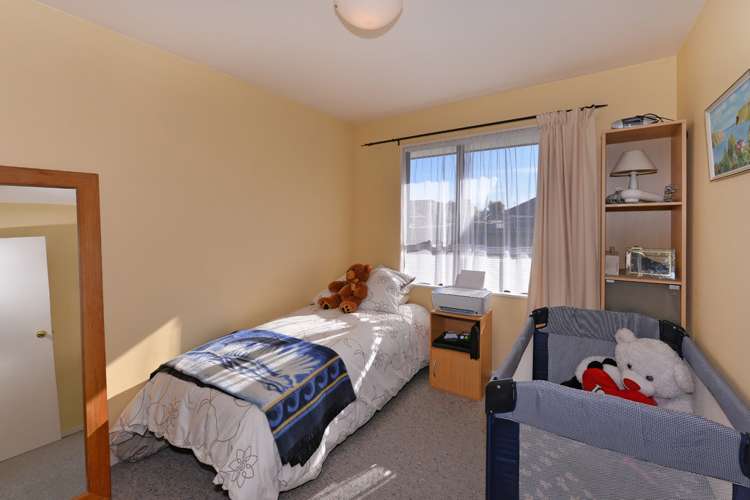 10 Sargeson Street Stoke_13