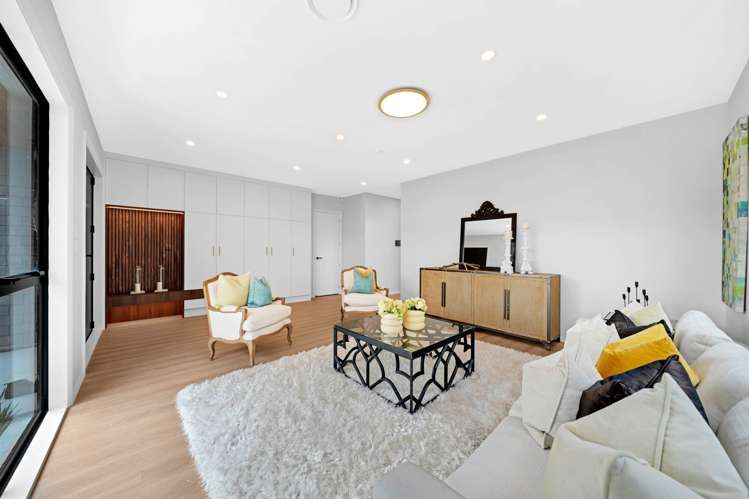 3 Obelus Road_1
