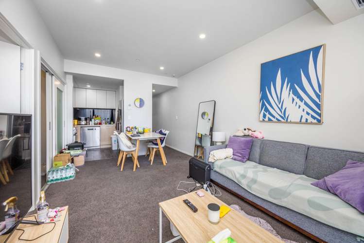 607/70 Anzac Avenue_2