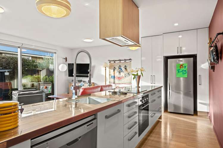 3/670 Ferry Road Woolston_3