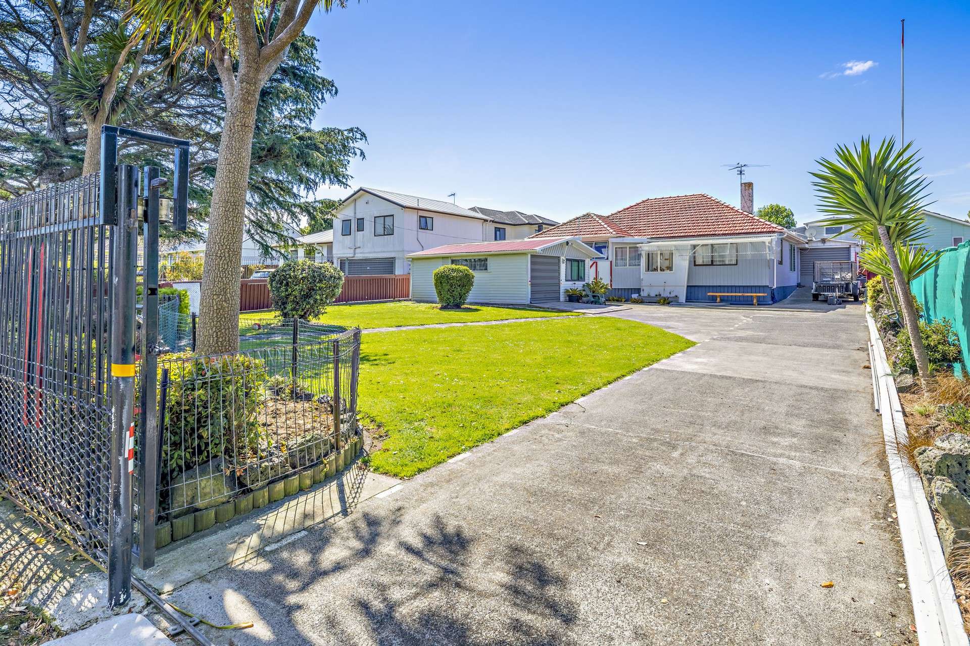 11 Gifford Road Papatoetoe Manukau City Houses for Sale One Roof