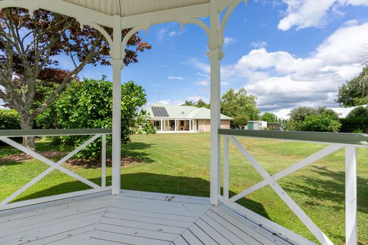 21 Cowley Drive Leamington_28