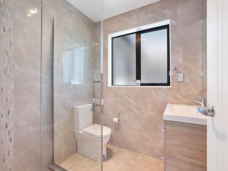 9B Kingdale Road Henderson_10