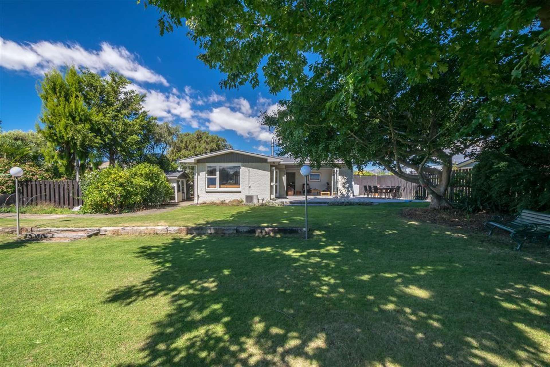 25 Newbourne Crescent Redwoodtown_0