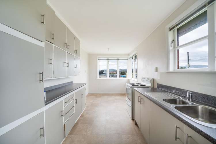 2 Hukatai Street Elsdon_1