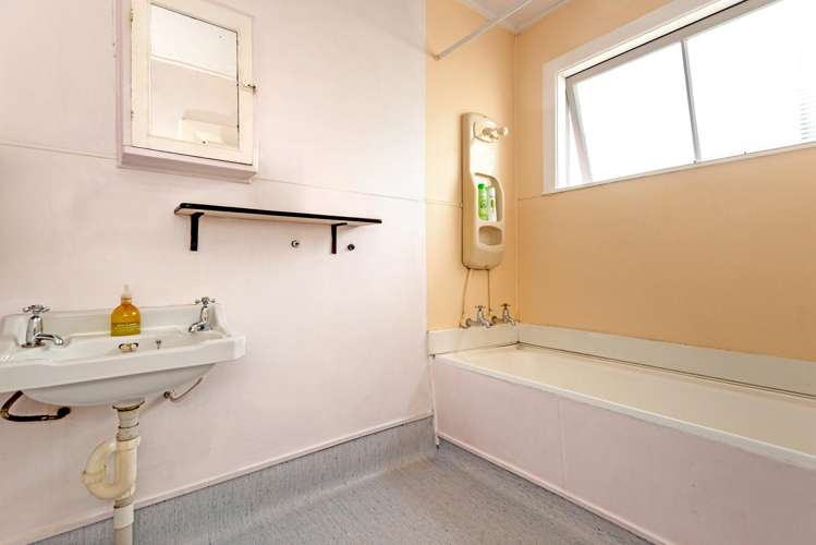 1 Willow Street Mangapapa_11