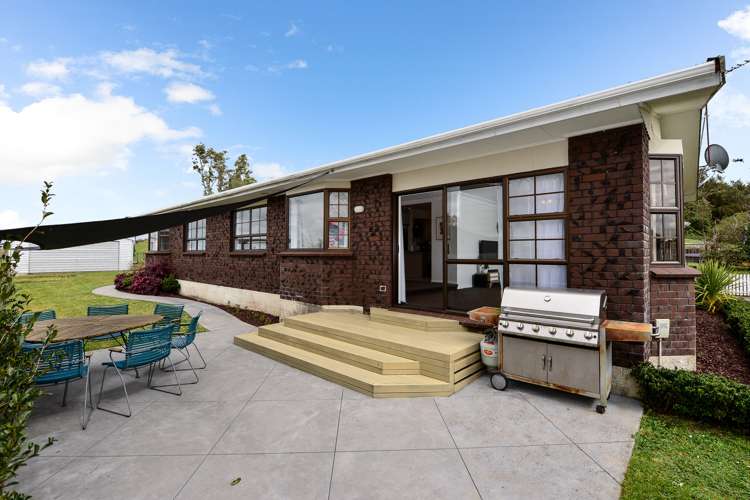 127 Amanda Avenue Dinsdale_4