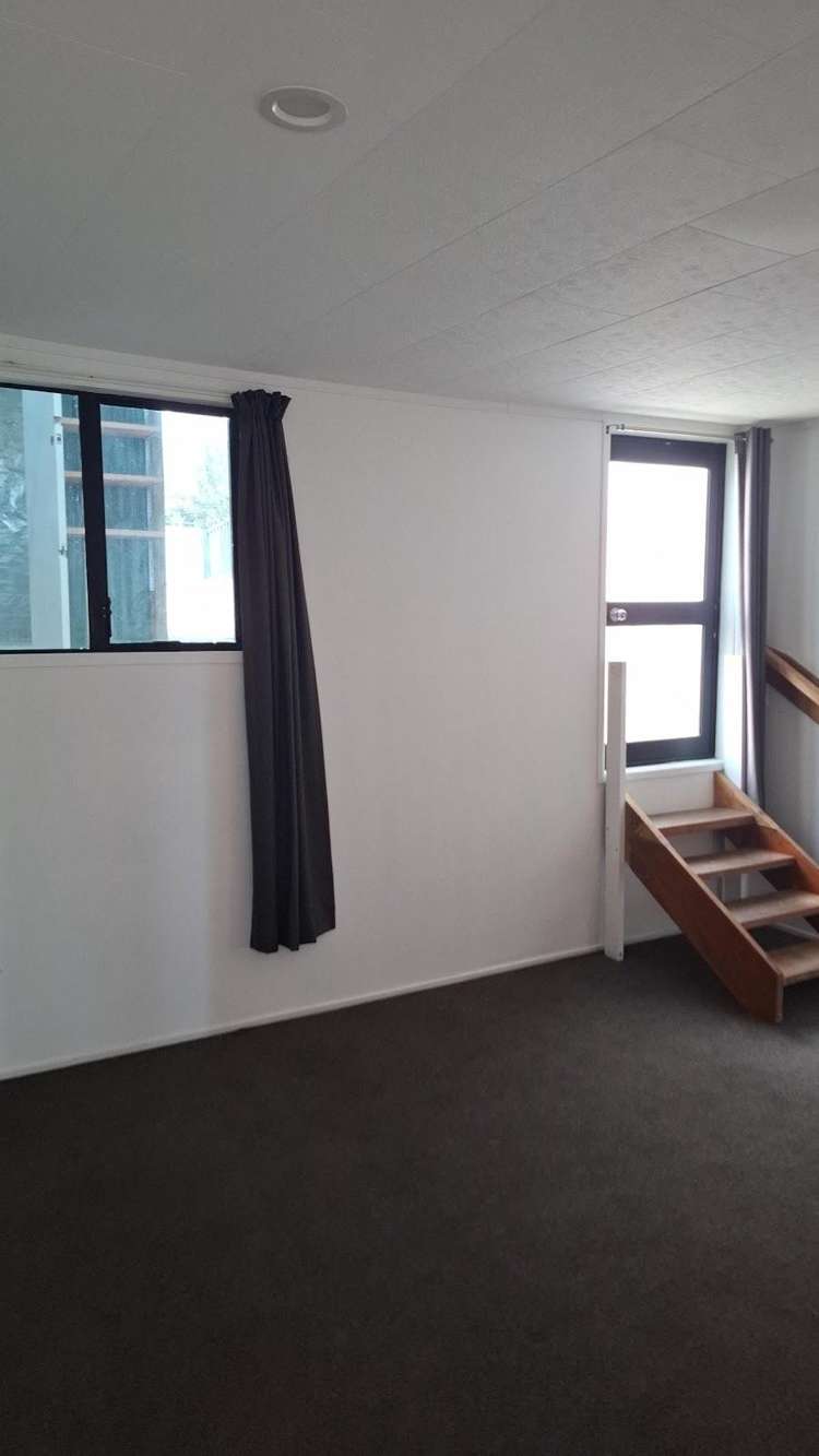 56 Commercial Road Helensville_17