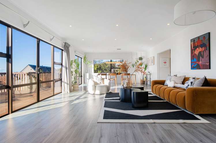 32 Bellbird Rise Murrays Bay_2