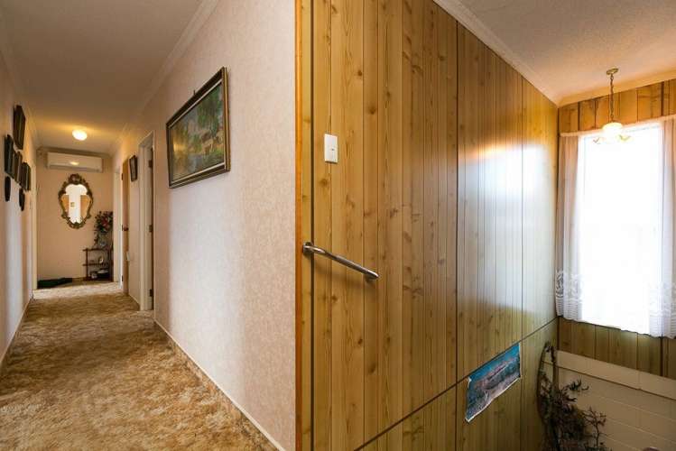 13 Park Lane Waitara_9