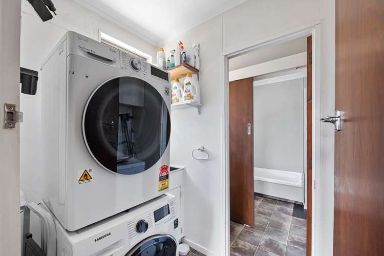 11 Dale Crescent Gore Surrounds_10