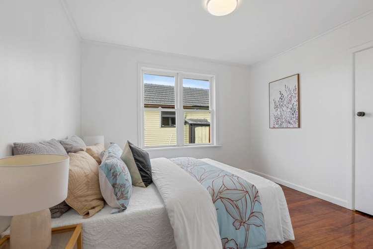 8 White Swan Road Mount Roskill_7