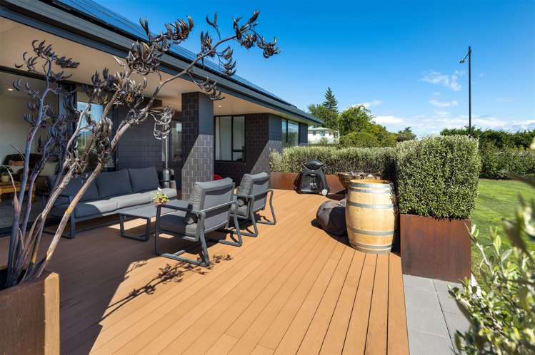 37 Birchwood Avenue Burleigh_6