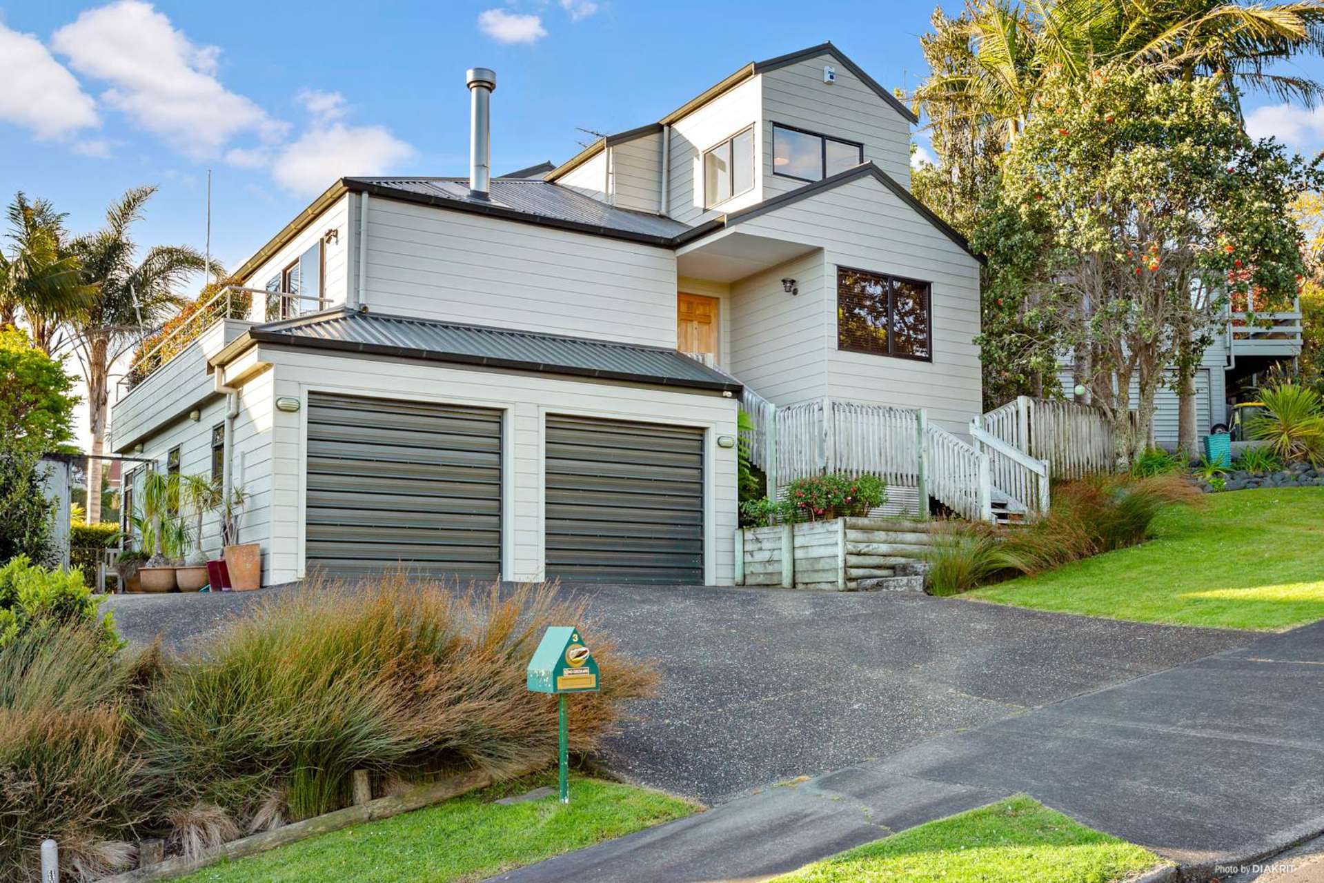 3 Poaka Place Beach Haven_0