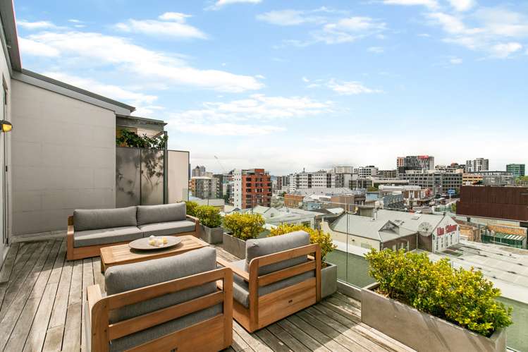 Pj/238 Karangahape Road Auckland Central_1