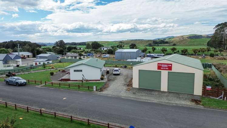 5 McFeely Street Tuatapere_22