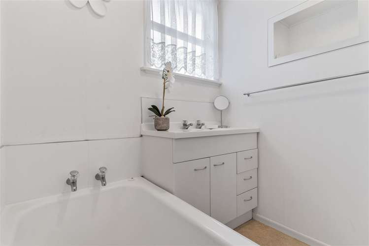 4 Clendon Place Manurewa_17