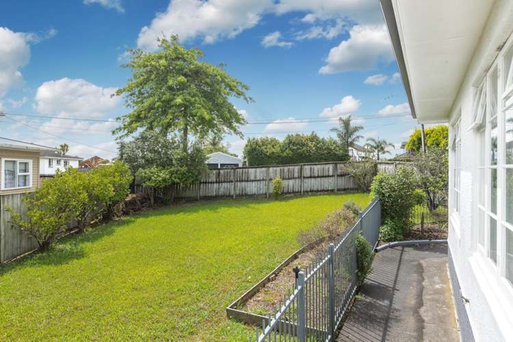 117 Woodglen Road Glen Eden_1