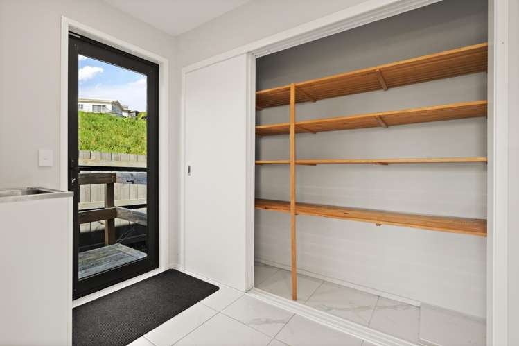 6 Loke Crescent Coopers Beach_10