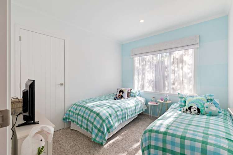 51 Coutts Way Fitzherbert_31