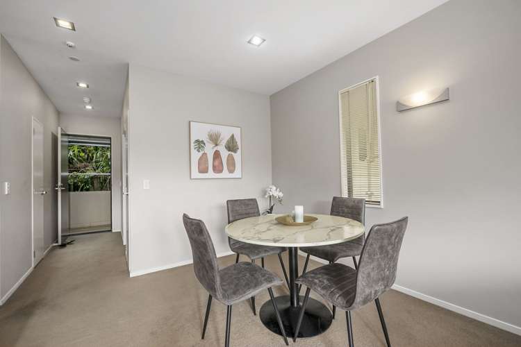 B101/525 East Coast Road Browns Bay_9