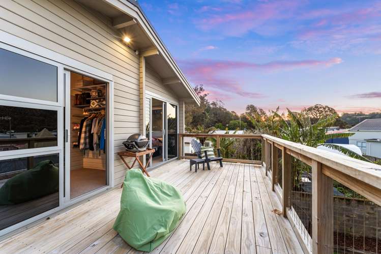 54 Waiwera Road Waiwera_15