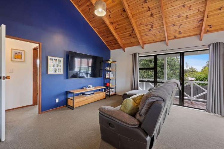 2/11 Hosking Place Clarks Beach_15