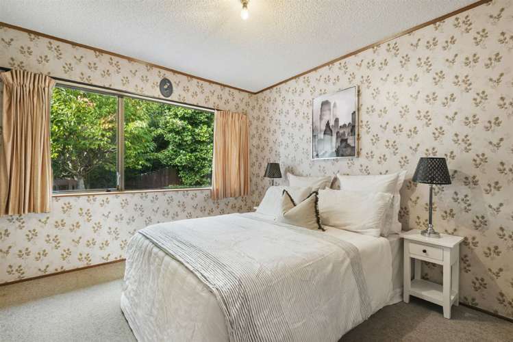 2/725 Beach Road Browns Bay_10