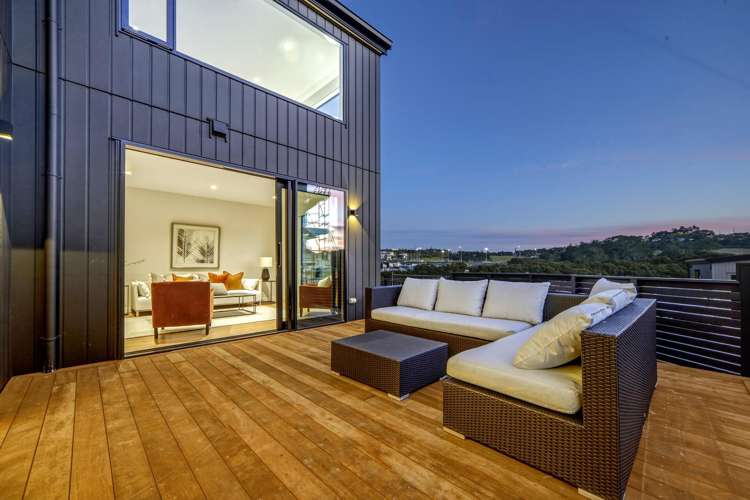 59 Streamview Way Long Bay_24