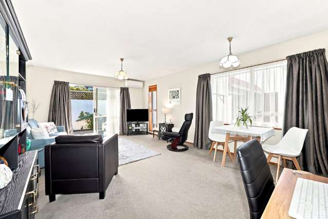 2/48 Longfellow St Sydenham_3