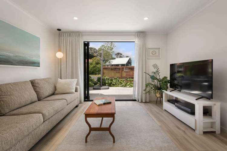 25 Pohutukawa Drive Athenree_13