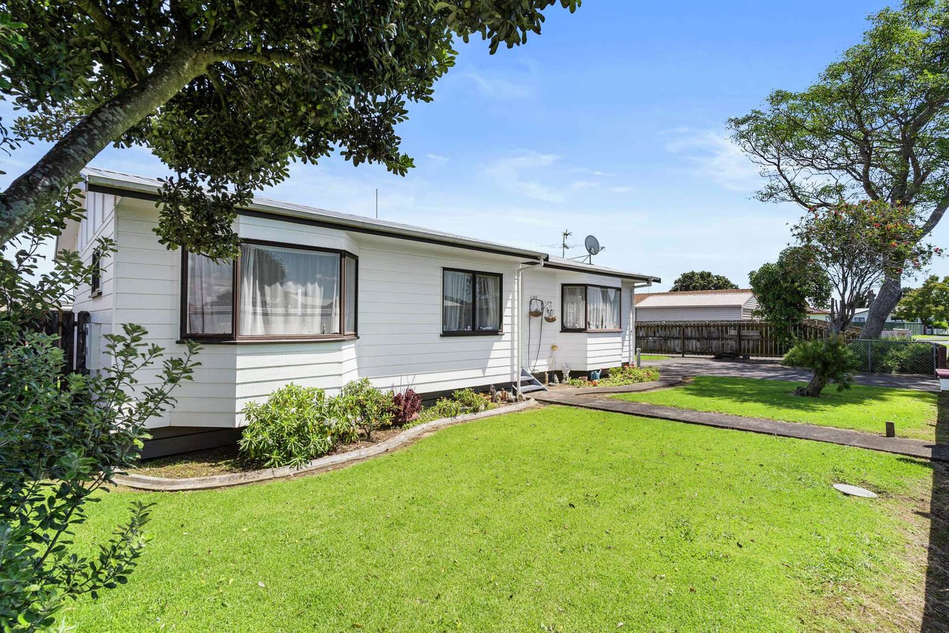 86 Maplesden Drive Clendon Park_0