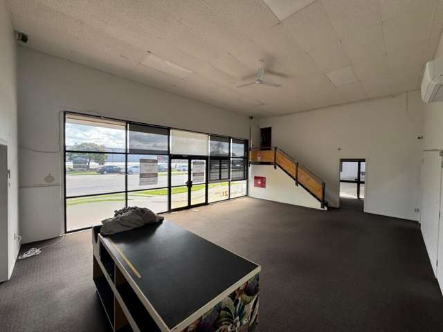 213 John F Kennedy Drive Milson_4