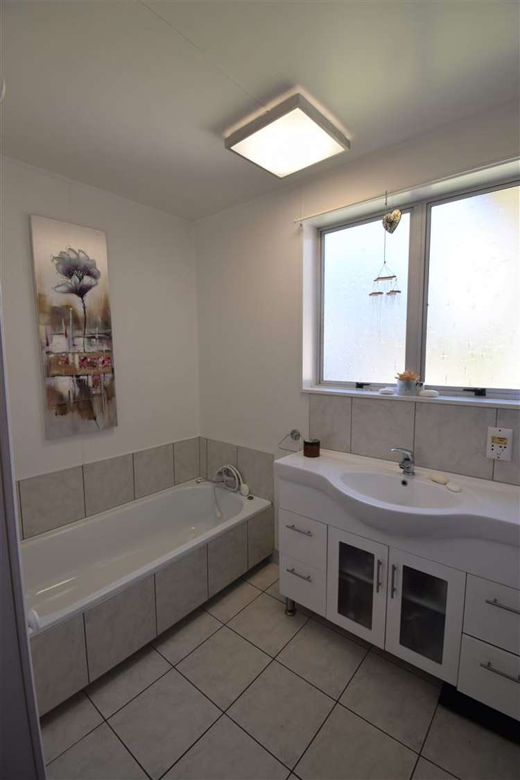 232 Sewell Street Hokitika_6