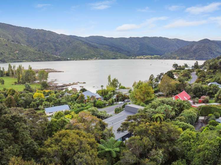 1694a Queen Charlotte Drive Linkwater_15