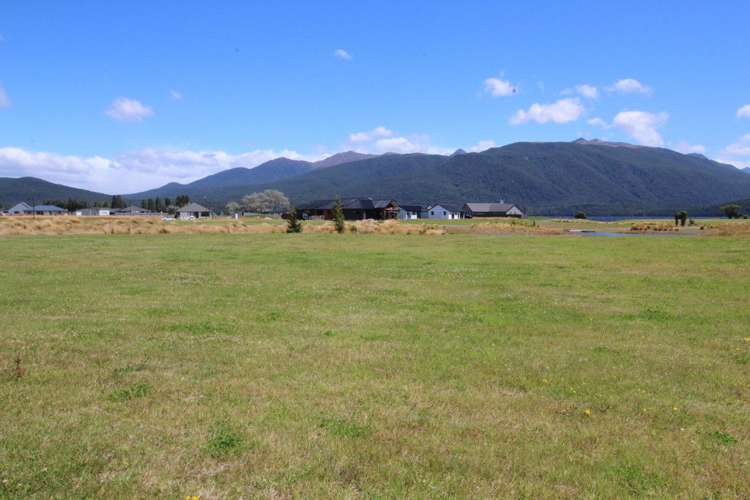7 Red Deer Place Te Anau_1