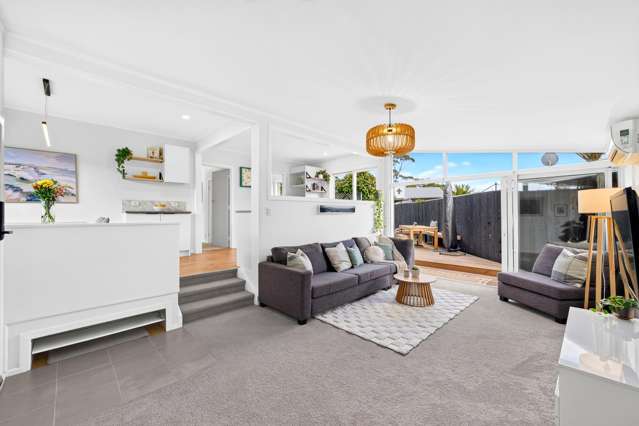 77 Vodanovich Road Te Atatu South_3