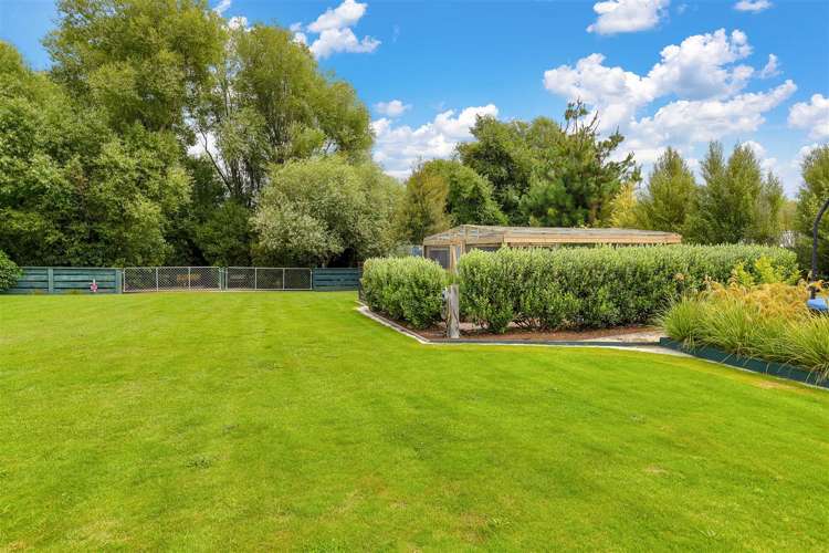 8 Riverside Way Amberley_17