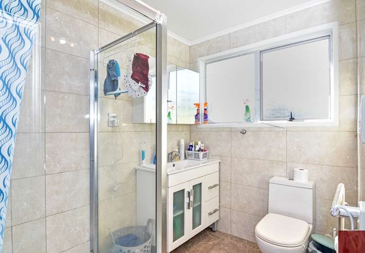 7 Kelman Road Kelston_7